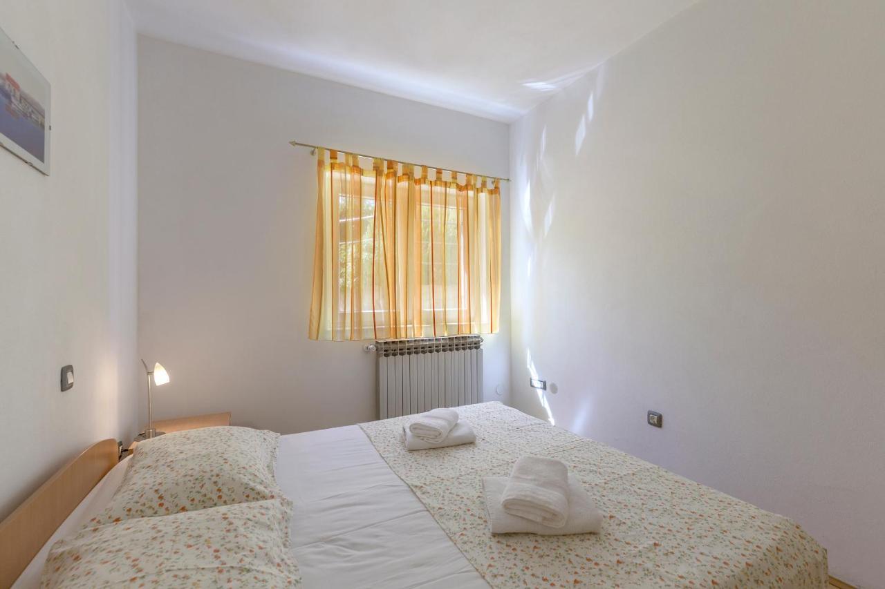 Apartments Pino بولا المظهر الخارجي الصورة